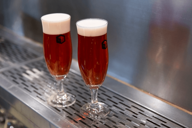 古川さんが開発したビール「JAZZBERRY」の画像